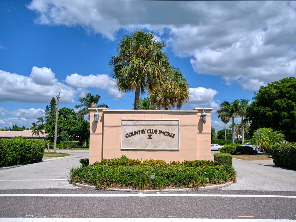 057_Country Club Shores